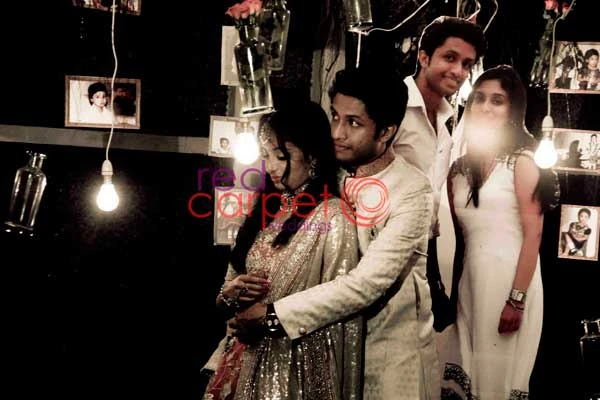 life size bride & groom cut out photo booth | Christian wedding by Red Carpet Events -    Kerala